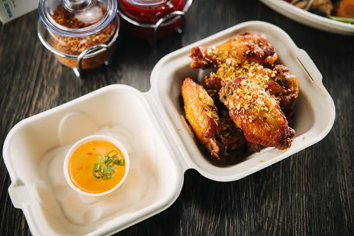 Sabaidee Lao & Thai Street Food - Addison 6