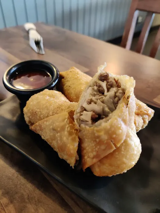Tokyo Bar - Asian & Sushi Cuisine 7