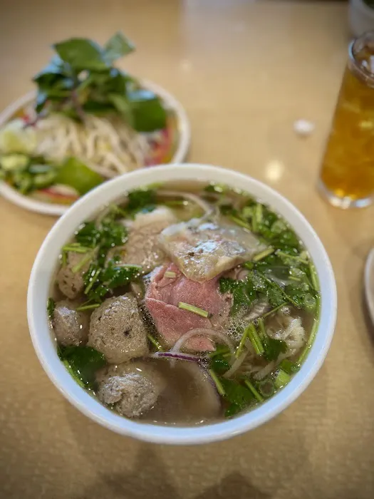 Phở Băng Restaurant 6