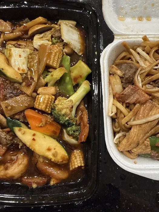 China Lake Chinese Restaurant 9