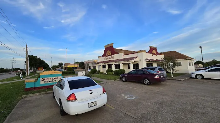 China Lake Chinese Restaurant 2