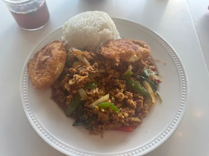 WaiWai Kitchen 4