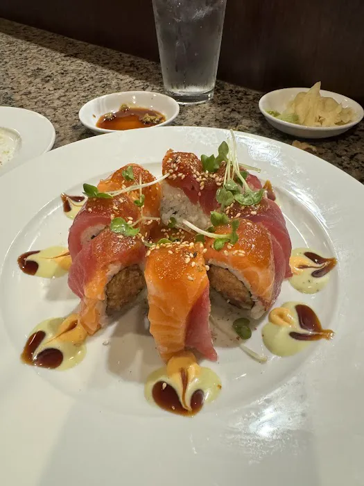 Oishii Sushi & Pan-Asian Dallas - Wycliff Ave 3