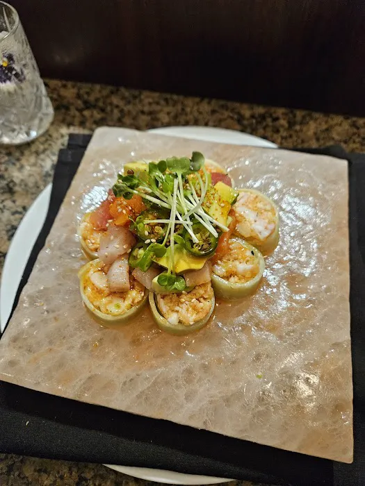 Oishii Sushi & Pan-Asian Dallas - Wycliff Ave 7