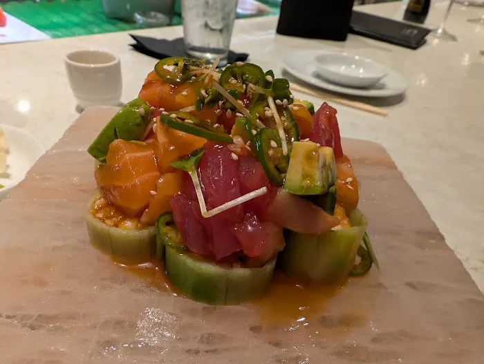 Oishii Sushi & Pan-Asian Dallas - Wycliff Ave 6