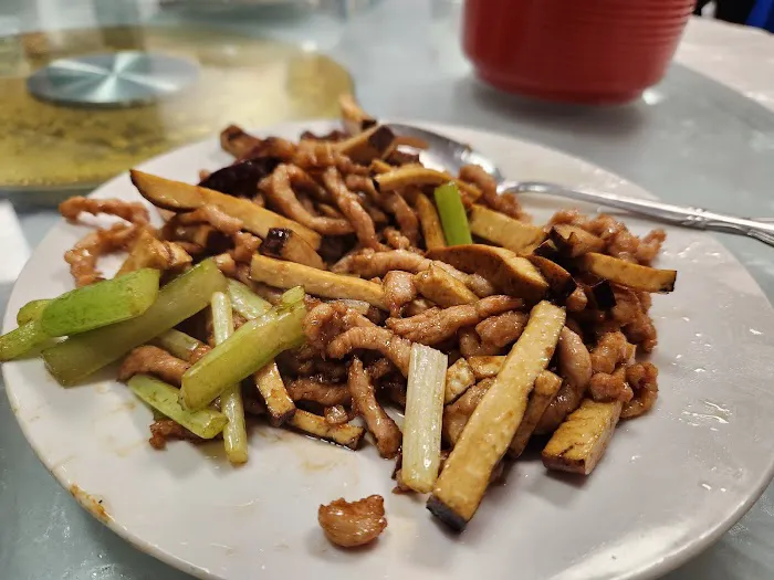 Chen's Restaurant 4
