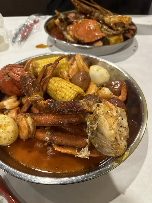 Waves Crab House 6