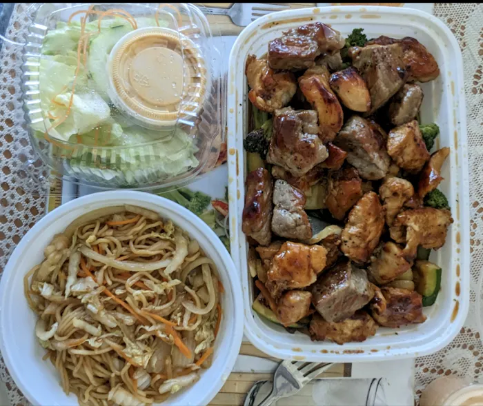 Hibachi Express(1914 FL-60 E, Valrico) 9