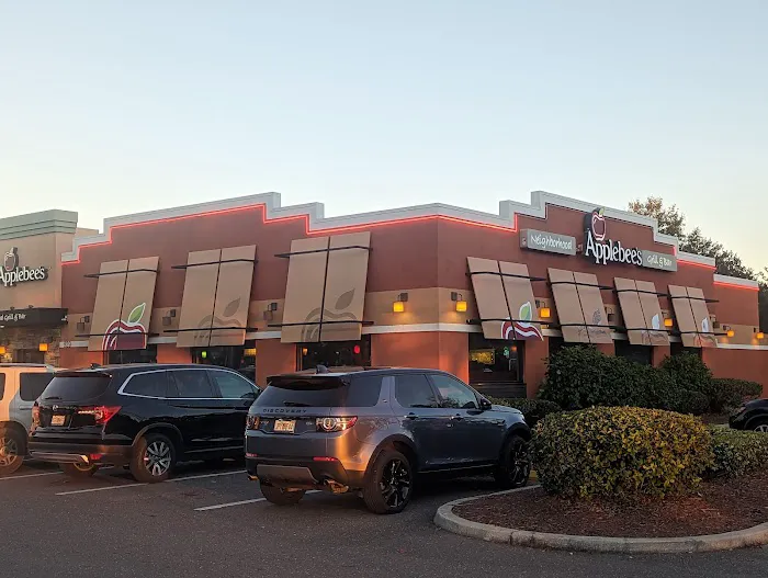 Applebee's Grill + Bar 2