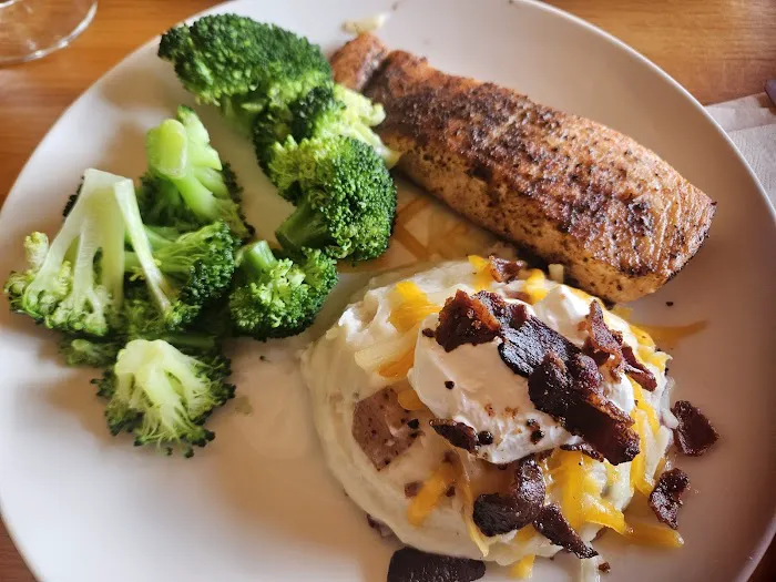 Applebee's Grill + Bar 7