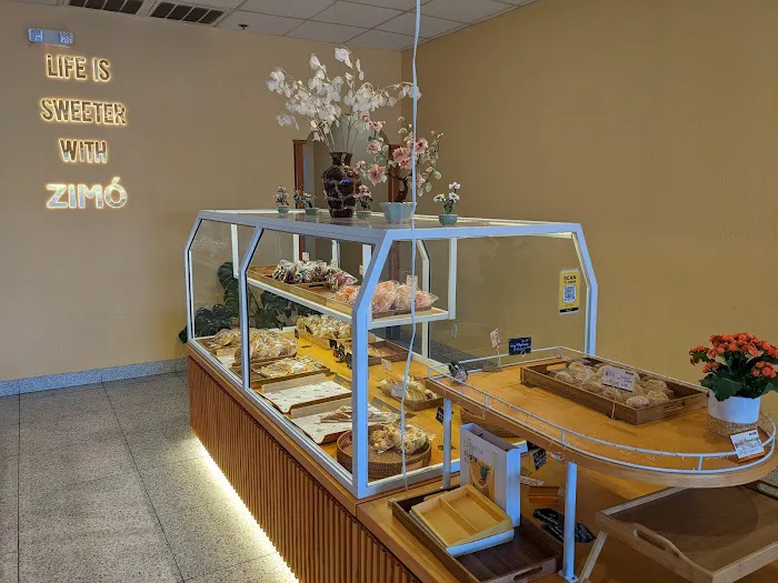 Zimo Bakery & Cafe 7