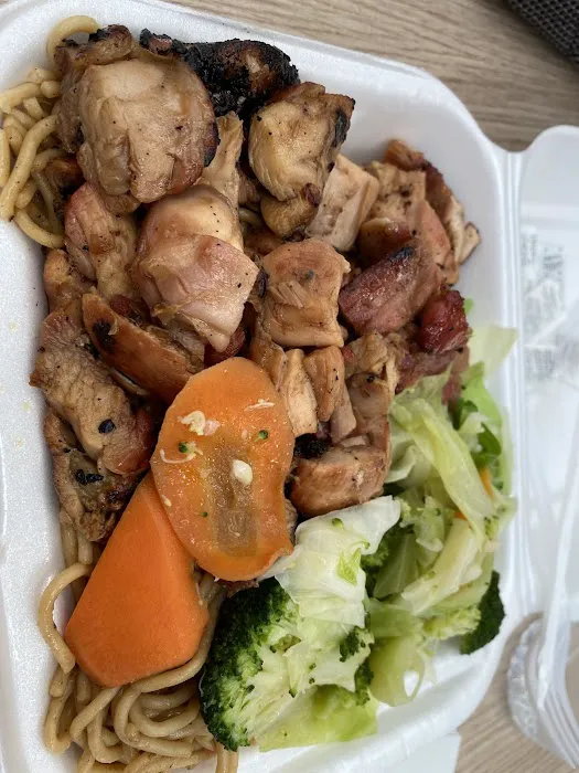 Perry's BBQ and Grill 5