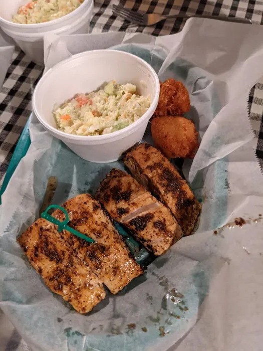 Fat Willie's Fish Camp 10