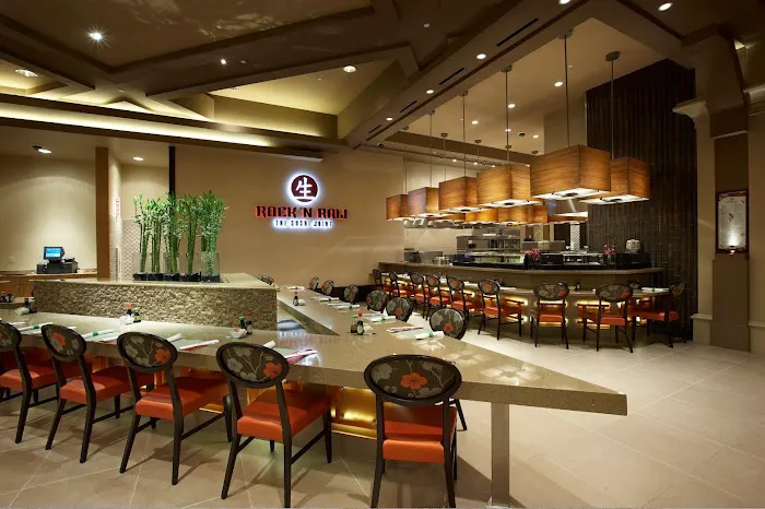 Rock N' Raw (in Seminole Hard Rock Tampa) 7