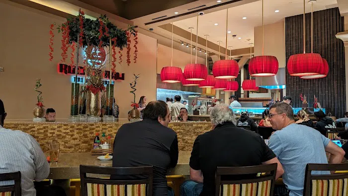 Rock N' Raw (in Seminole Hard Rock Tampa) 8