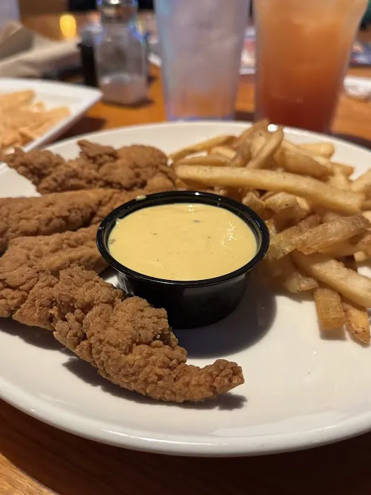 Applebee's Grill + Bar 4