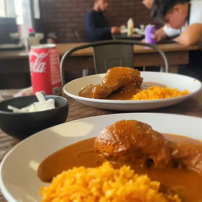 Ricardo mexican cuisine & pizza 6