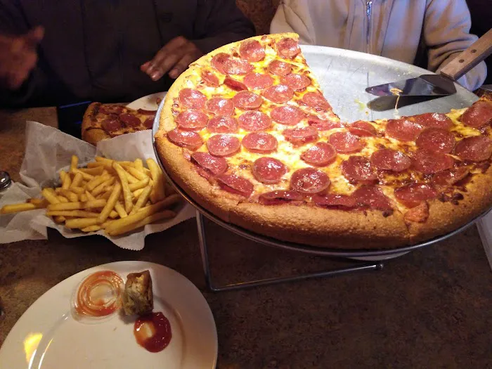 Porto-Fino Pizza & Restaurant 5