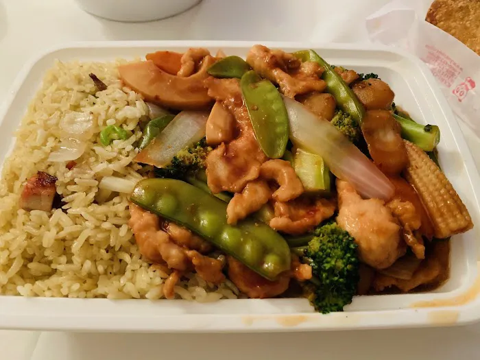 King Wok Chinese Restaurant 10