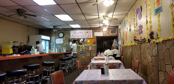 B & C Restaurant 3