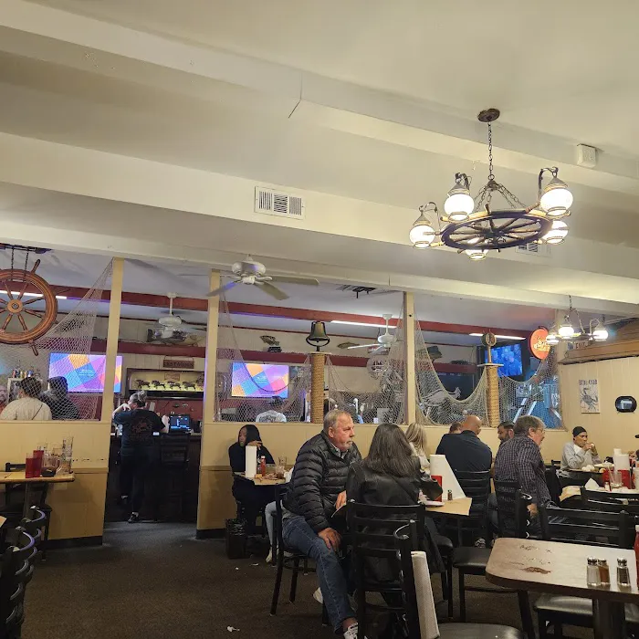 Lestardo's Crab House 4