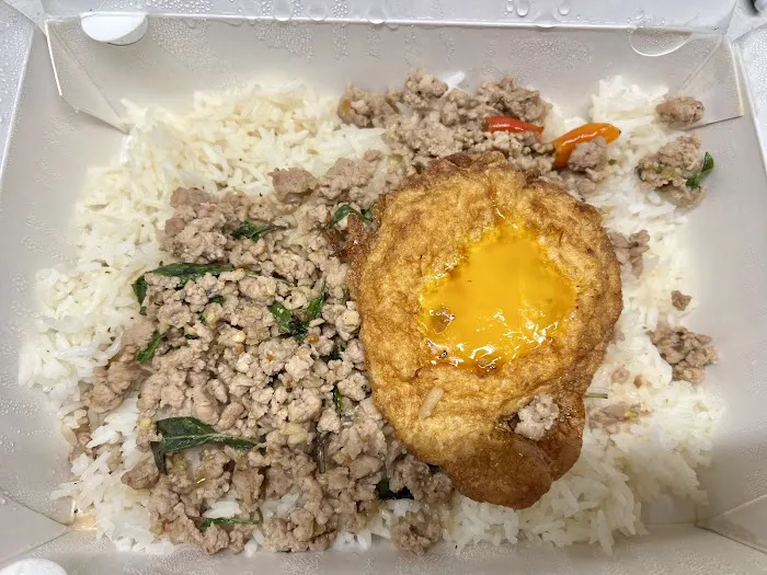 Basil Thai At Urbana 5
