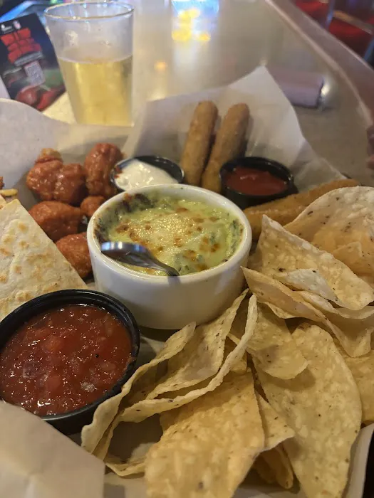Applebee's Grill + Bar 4