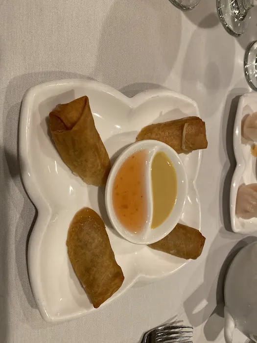 Elena Wu Restaurant & Sushi Bar 10