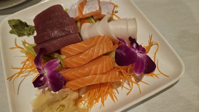 Elena Wu Restaurant & Sushi Bar 7