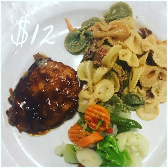 Momo Carribean Food 6