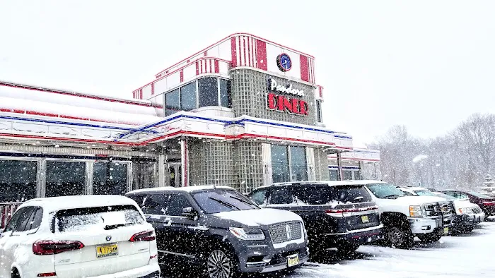 PANDORA 3 DINER 1