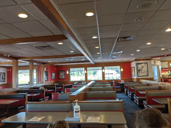 Friendly's 3