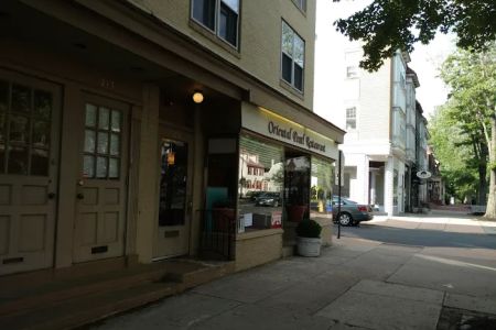 Oriental Pearl Restaurant
