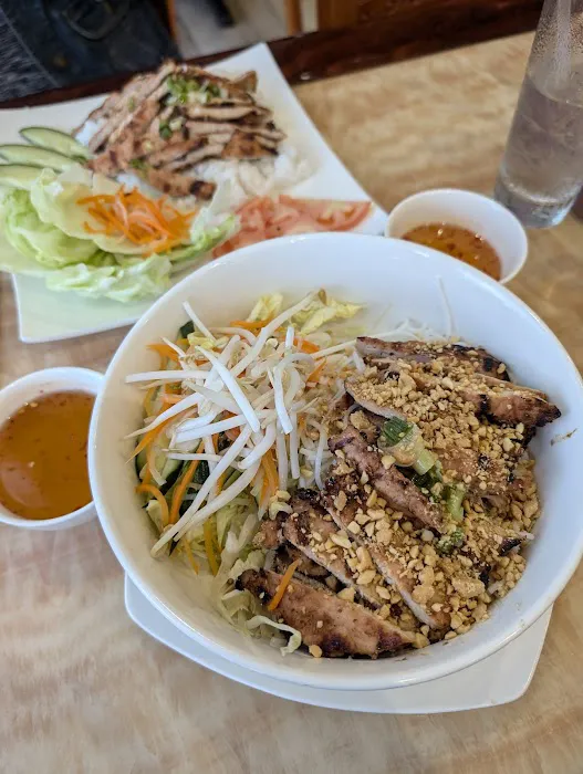 Pho Le 4