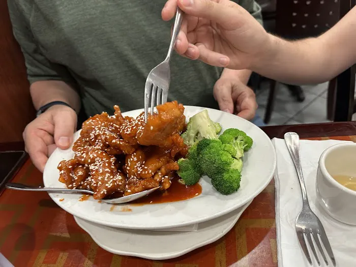 Joe's Peking Duck House 10