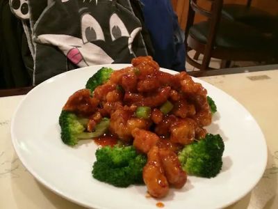 Chow's Chinese Restaurant 0