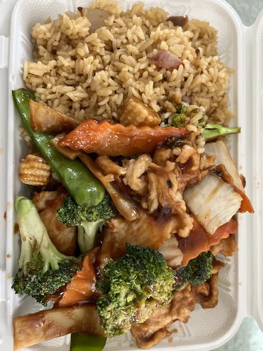 Panda Pavilion Chinese Restaurant 10