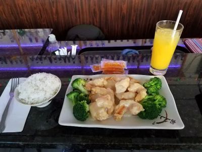 17 Snyder Chinese Food and Cold Beer 0