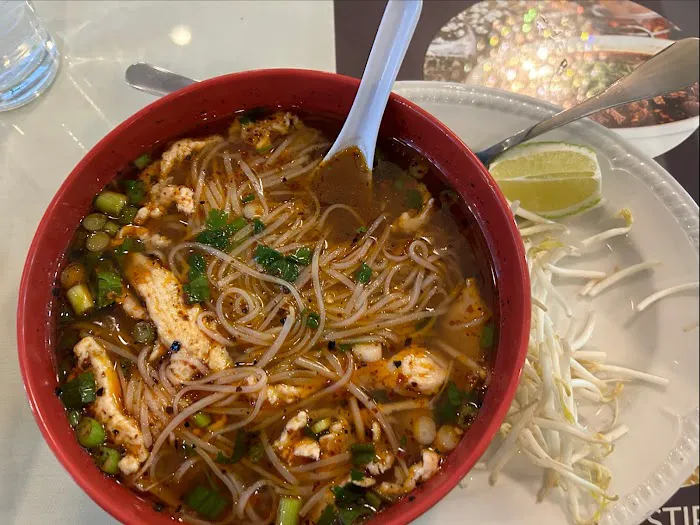 Thai Esan & Noodle House 3