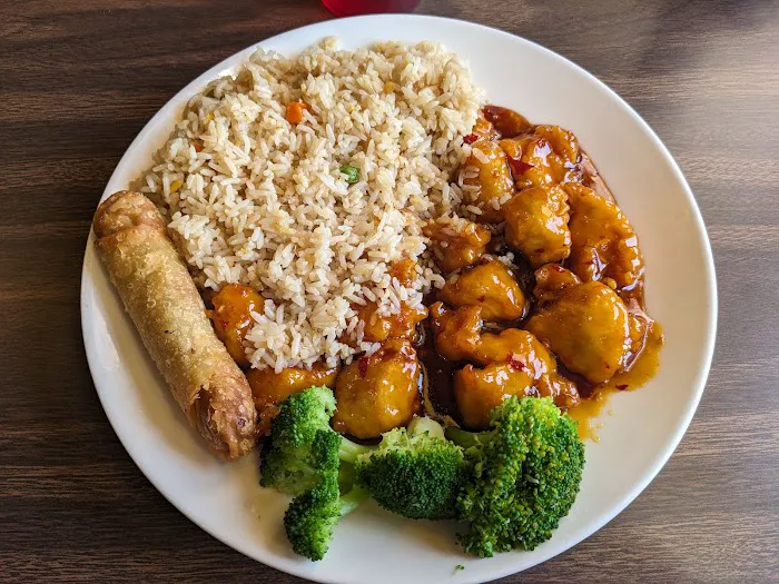 Singapore Chinese & Vietnamese Restaurant 5