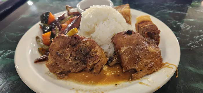 Susie's Lumpia House 2