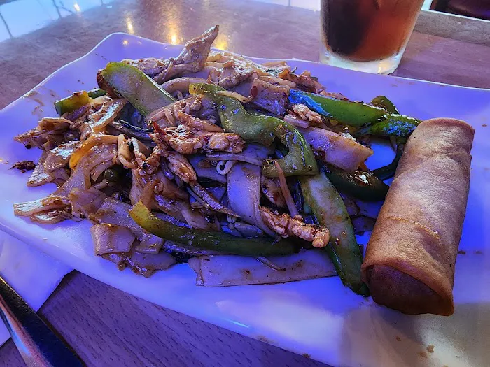 Thai Hut Restaurant 7