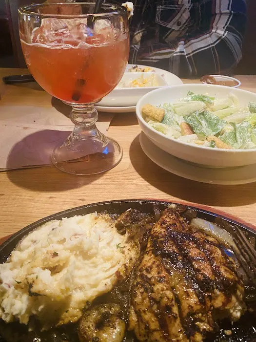 Applebee's Grill + Bar 3
