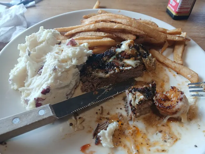 Applebee's Grill + Bar 2
