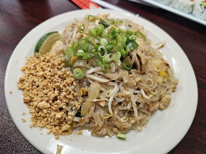 Thai Bistro & Sushi 10