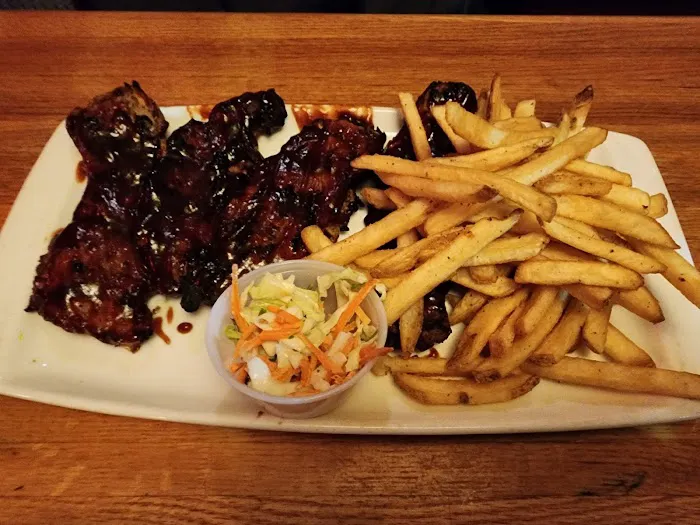 Applebee's Grill + Bar 1