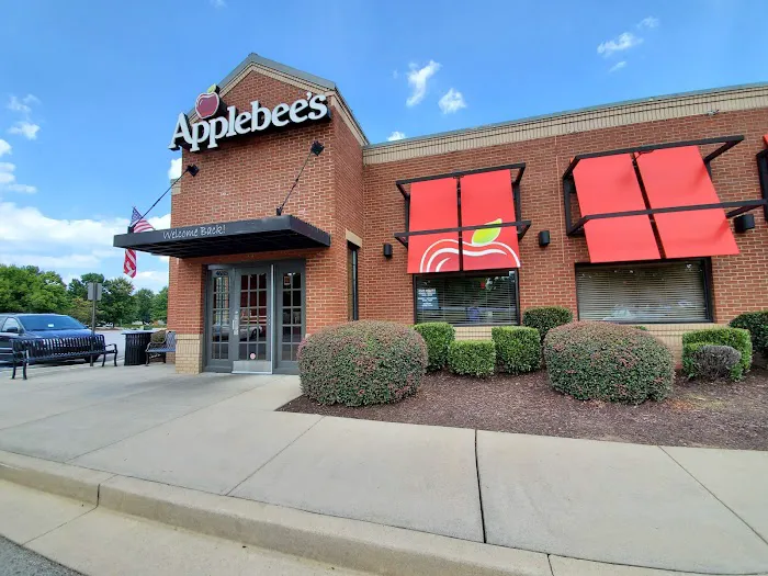 Applebee's Grill + Bar 10