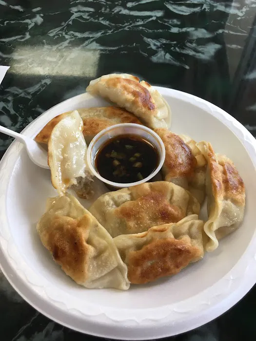 Main Moon Chinese Restaurant 1