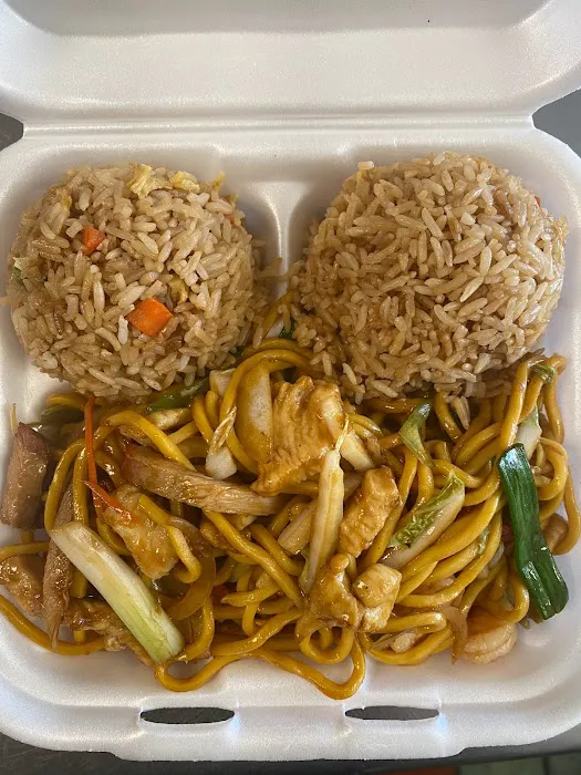 Main Moon Chinese Restaurant 10