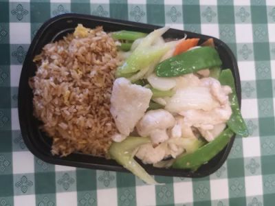 Peking Chinese Restaurant 0